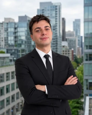 Hamza Gencay, Paralegal
